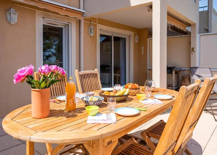 Appartement La Clé Vue Mer, Clim, Terrasse, Parking à Hyères